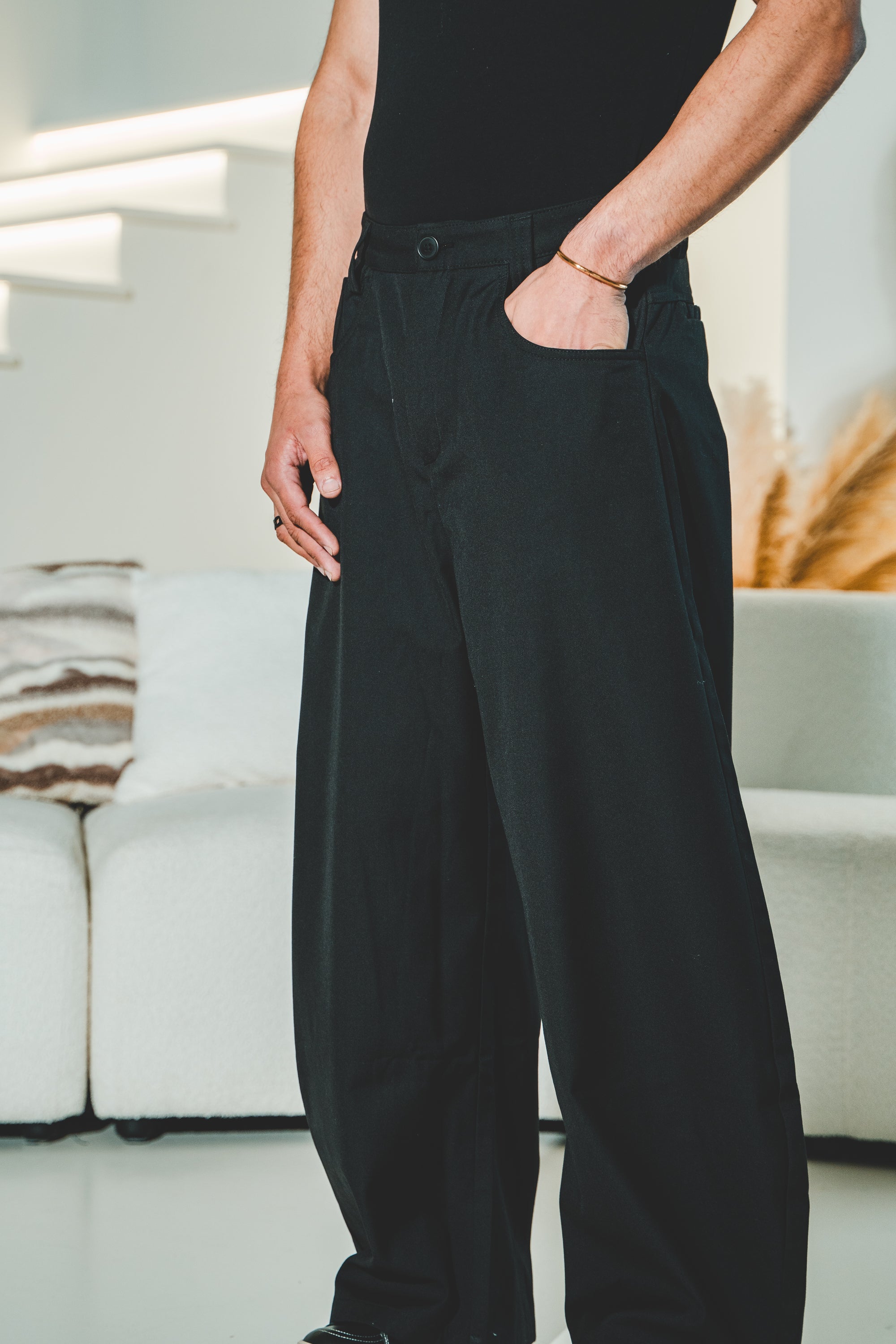 Essential Curved-Blade Suit Pants