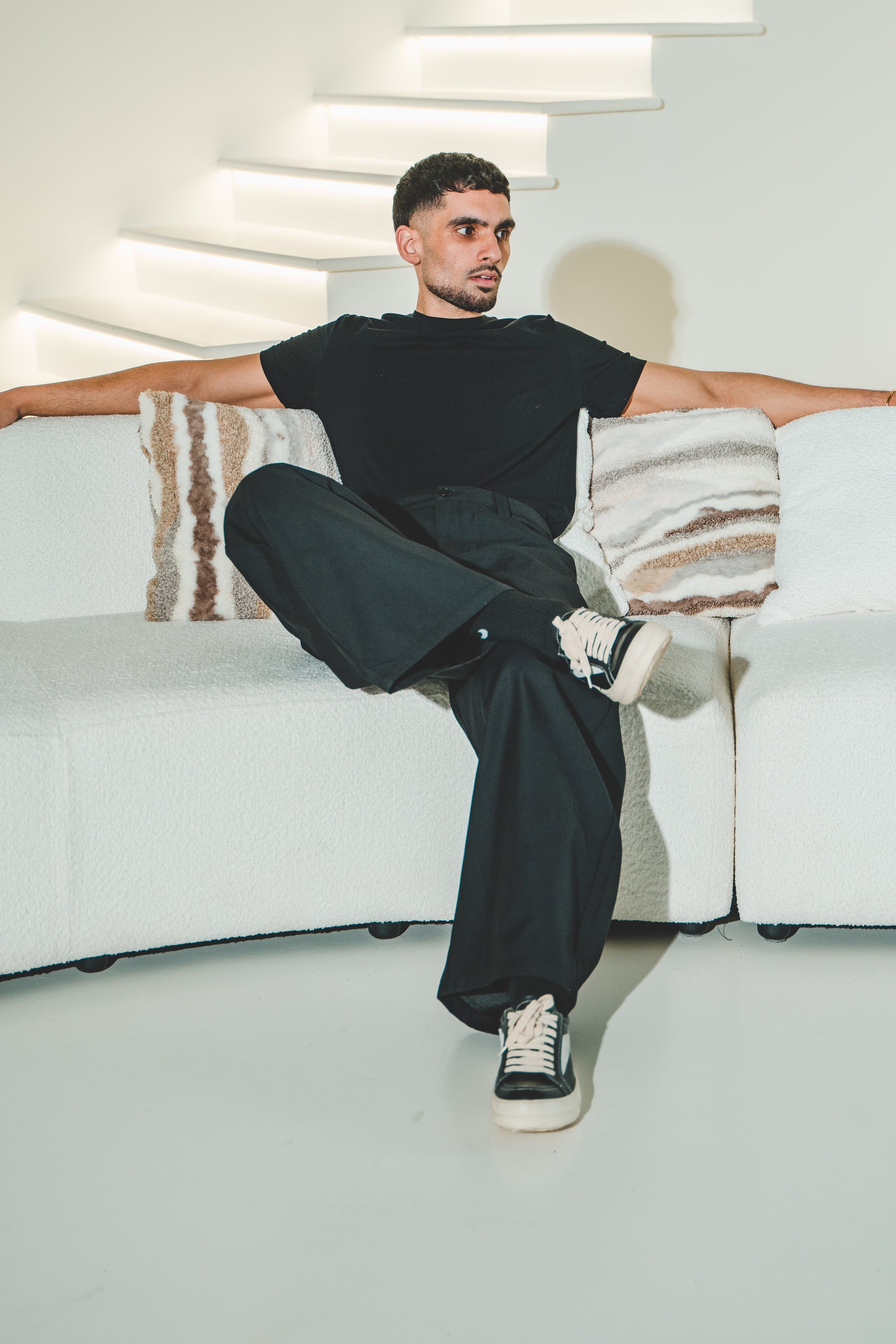 Essential Curved-Blade Suit Pants